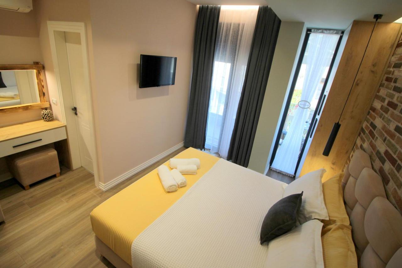 Ngjela Sarandë